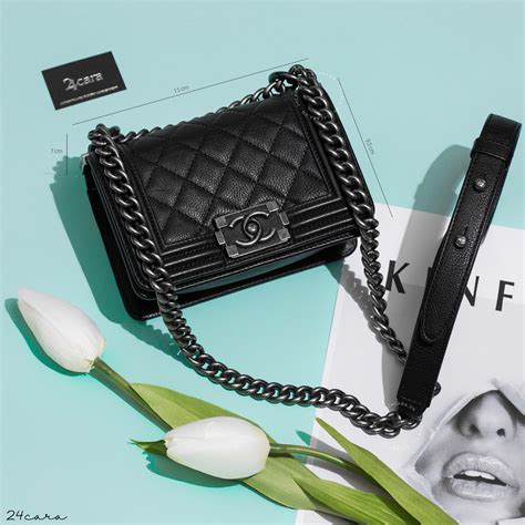 mini boy chanel flap bag price|chanel mini flap bag with top handle.